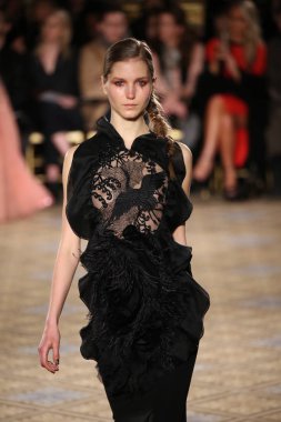 Christian Siriano koleksiyonu 