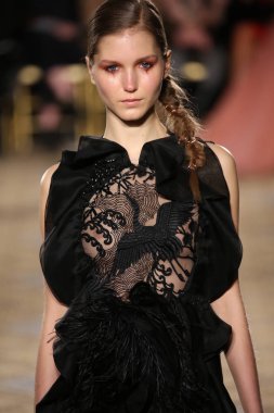 Christian Siriano koleksiyonu 