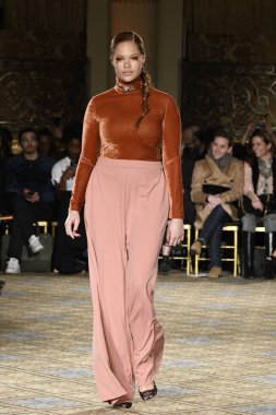 Christian Siriano koleksiyonu 