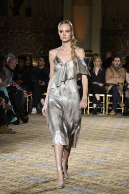 Christian Siriano koleksiyonu