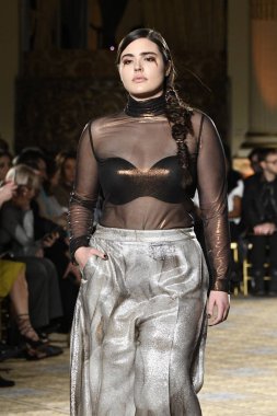 Christian Siriano koleksiyonu