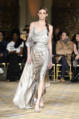 Christian Siriano koleksiyonu