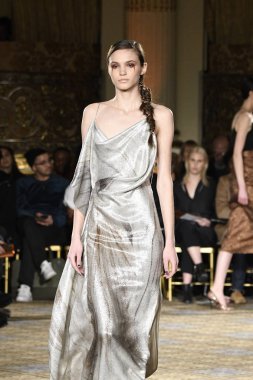 Christian Siriano koleksiyonu