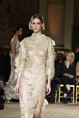 Christian Siriano koleksiyonu