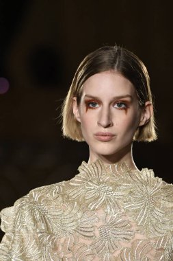 Christian Siriano koleksiyonu