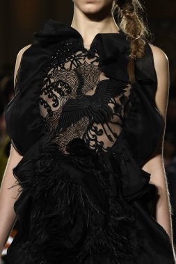 Christian Siriano koleksiyonu