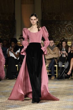 Christian Siriano koleksiyonu