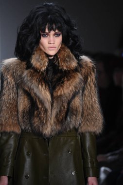 New York moda haftasında Georgine koleksiyonu 