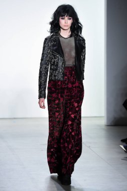 New York moda haftasında Georgine koleksiyonu 