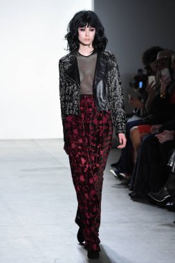 New York moda haftasında Georgine koleksiyonu 