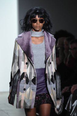 New York moda haftasında Georgine koleksiyonu