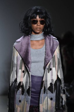 New York moda haftasında Georgine koleksiyonu