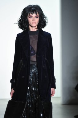 New York moda haftasında Georgine koleksiyonu