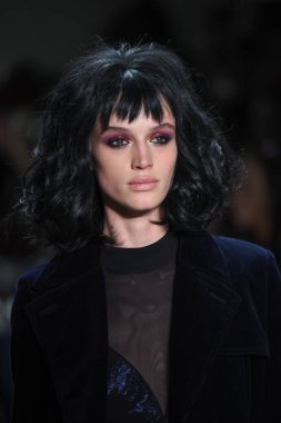 New York moda haftasında Georgine koleksiyonu