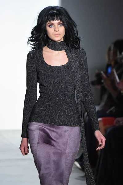 Kolekcja Georgine na New York Fashion Week — Zdjęcie stockowe