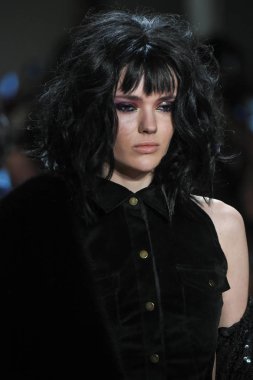 New York moda haftasında Georgine koleksiyonu