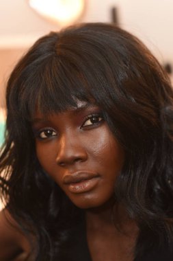 sahne arkasında Georgine koleksiyonu için 