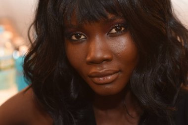 sahne arkasında Georgine koleksiyonu için 