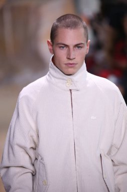 Lacoste defile 