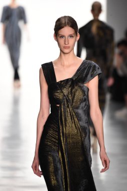  Son Jung Wan koleksiyonu. 