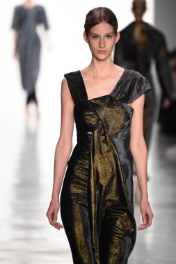  Son Jung Wan koleksiyonu. 