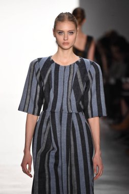  Son Jung Wan koleksiyonu. 