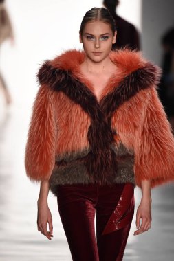 Son Jung Wan koleksiyonu.