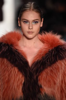 Son Jung Wan koleksiyonu.