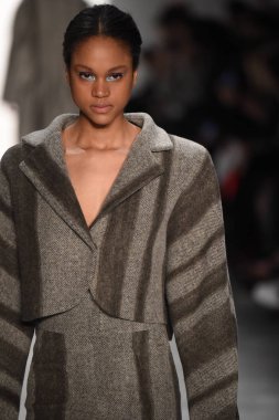 Son Jung Wan koleksiyonu.