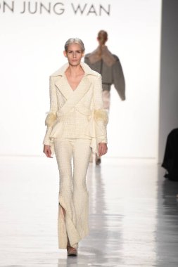 Son Jung Wan koleksiyonu.