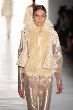 Son Jung Wan koleksiyonu.