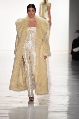 Son Jung Wan koleksiyonu.