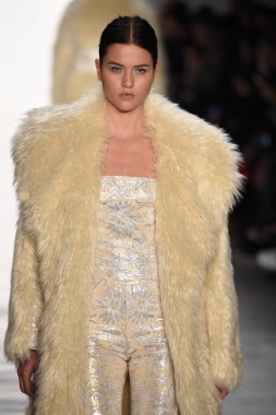 Son Jung Wan koleksiyonu.