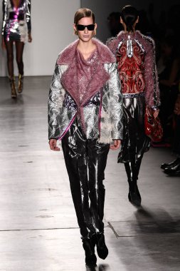  Custo Barcelona Şovu