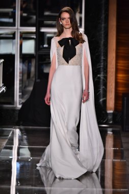 Reem Acra, Tiffany ve Co.
