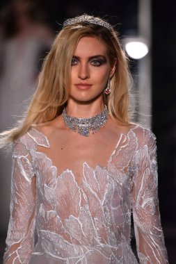 Reem Acra, Tiffany ve Co.