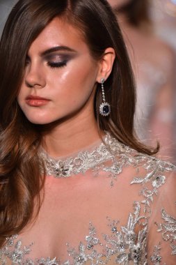 Reem Acra, Tiffany ve Co.