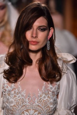 Reem Acra, Tiffany ve Co.