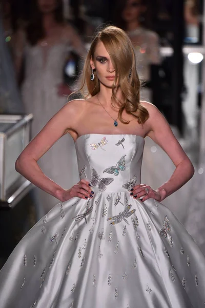 Reem Acra na Tiffany & Co. — Stock fotografie