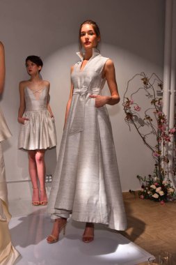 Mason Hosker ilkbahar/yaz gelin 2018 sunu 