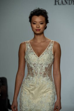 Randy Fenoli ilkbahar/yaz gelin 2018 gösteri
