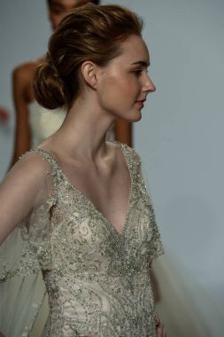 Randy Fenoli ilkbahar/yaz gelin 2018 gösteri
