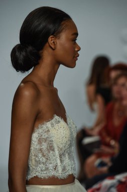 Randy Fenoli Bridal gösteri 