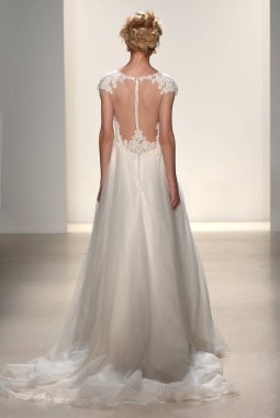  Kelly Faetanini pist Show