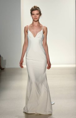  Kelly Faetanini pist Show