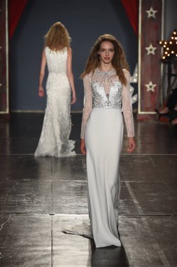 Jenny Packham gelinlik koleksiyonu