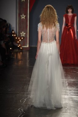 Jenny Packham gelinlik koleksiyonu