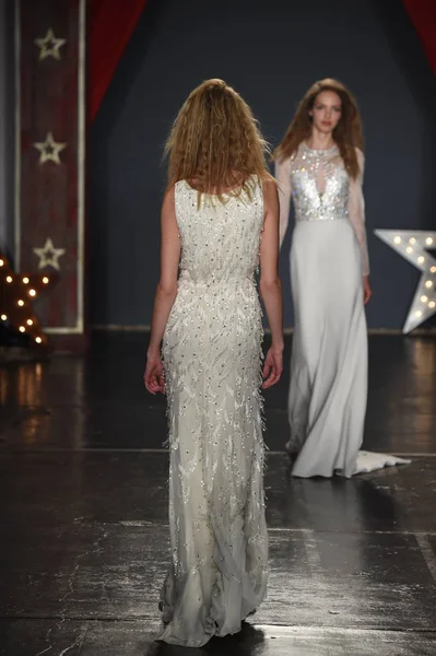 Jenny Packham collezione nuziale — Foto Stock