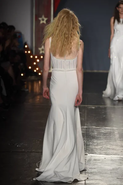 Jenny Packham collezione nuziale — Foto Stock