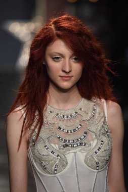 Jenny Packham gelinlik koleksiyonu